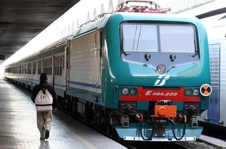 Sciopero treni e mezzi pubblici 8 febbraio: orari, città e info utili