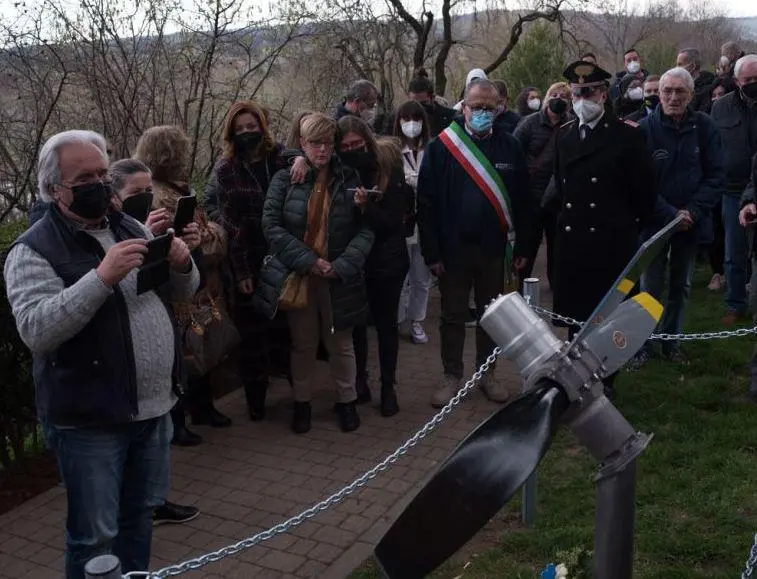 Un’opera d’arte in viale Carducci in ricordo di Tommaso Battini