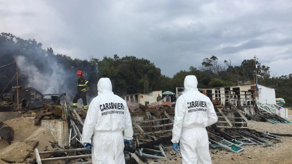 Incendio a Portonovo