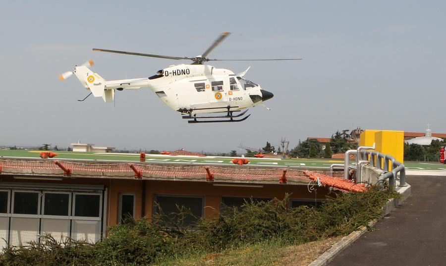 Incidente Oggi A Forl S Accascia Sul Volante Esce Di Strada E Muore