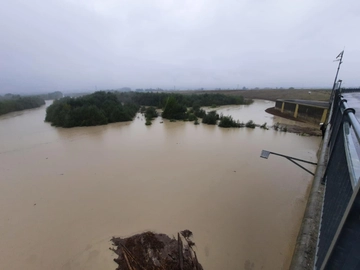 Cosa fare in caso di alluvione e piene dei fiumi? Ecco tutti i consigli