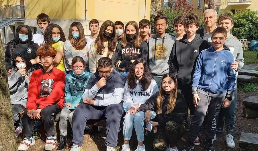 Scuola media TESTONI FIORAVANTI