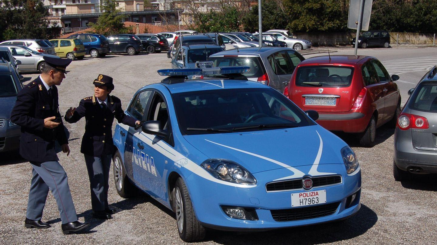 Tensione A Torrette, Ubriaco Semina Il Panico Al Centro Commerciale ...