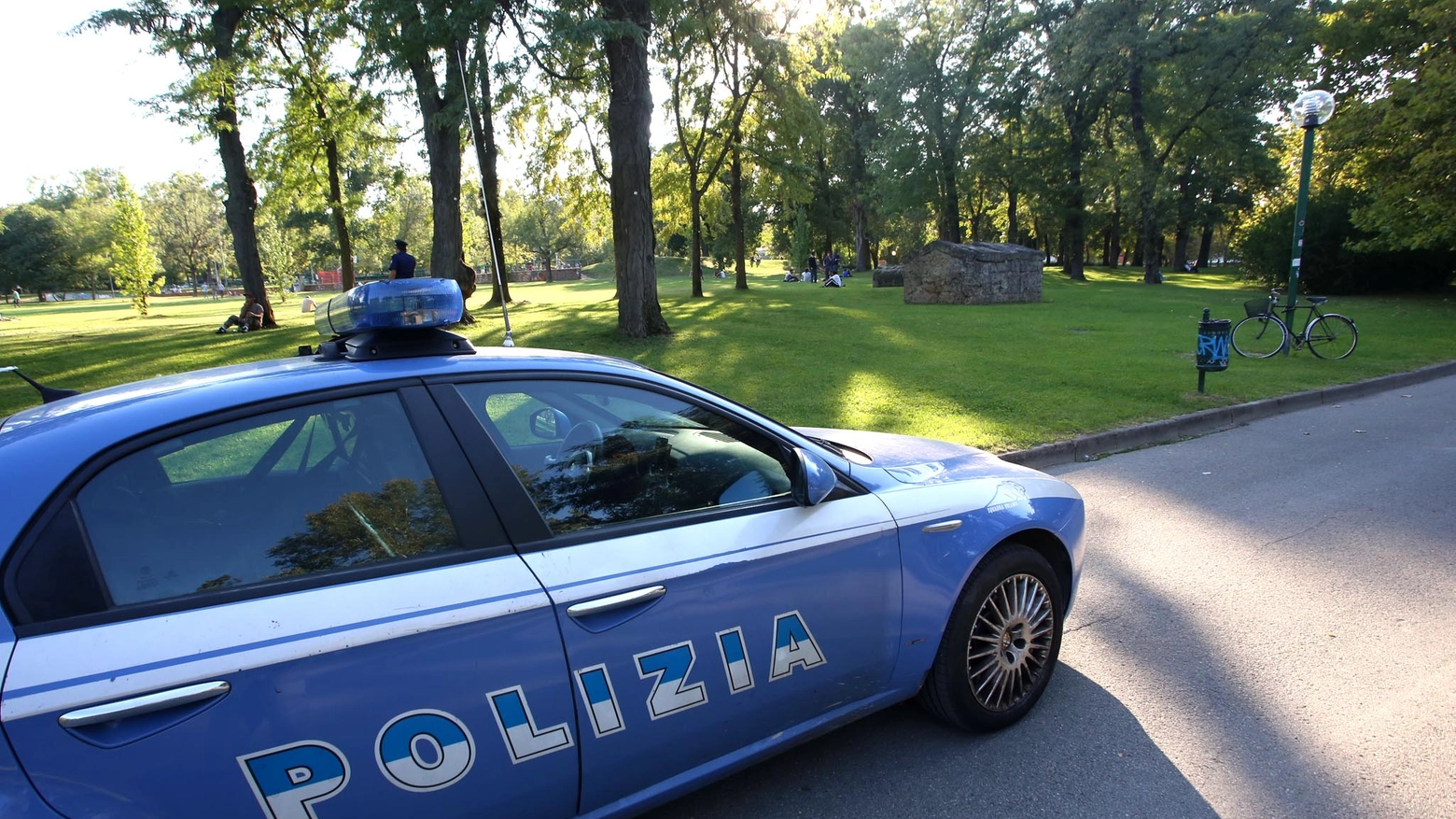 Controlli della polizia ai Giardini Margherita (FotoSchicchi archivio)