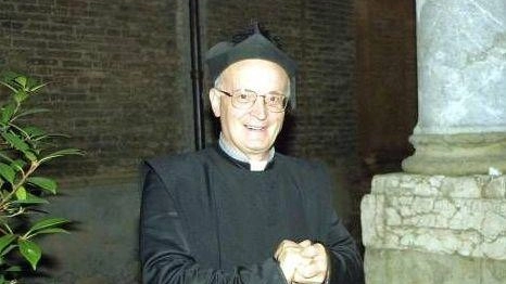 Omaggio a don Gregorio: "Intitoliamo uno spazio allo storico monaco  dell’Abbazia di S. Pietro"