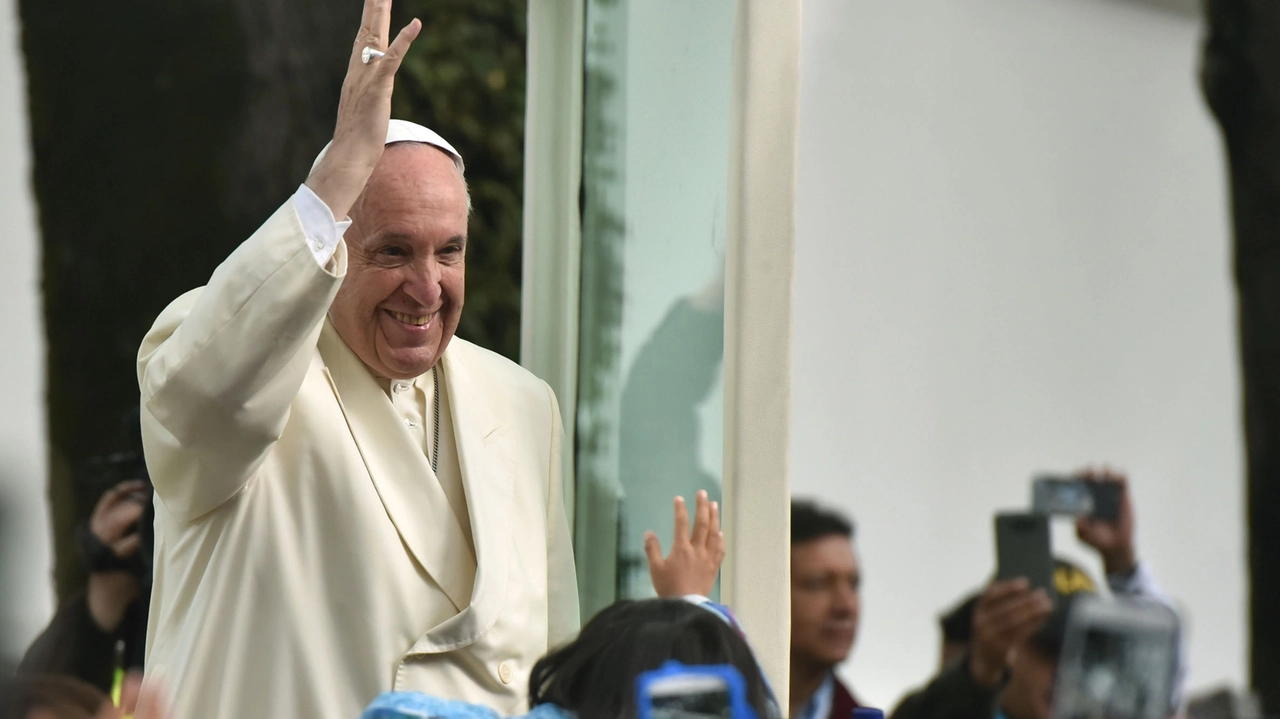 Papa Francesco (foto d'archivio Efe)