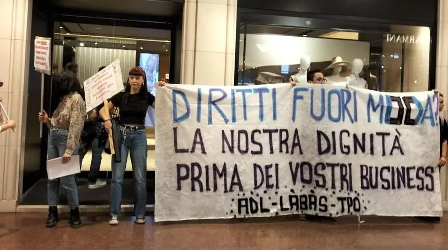 Elisabetta Franchi, Confindustria: "Fraintesa". Protesta davanti al negozio a Bologna