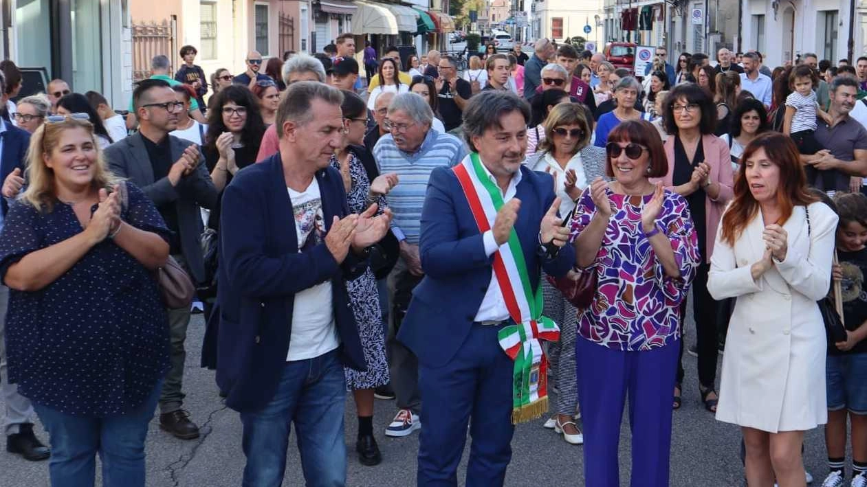 Bondeno, successo dell’inaugurazione. Saletti: "Si tratta sicuramente di un. taglio del nastro tra i più importanti".