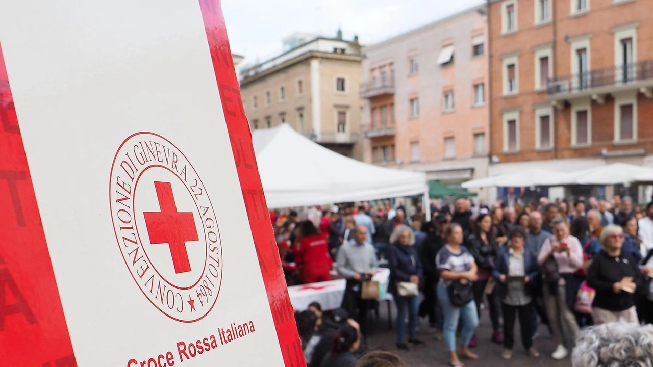 Mercatino eco solidale della Croce Rossa Italiana a Bologna questo weekend al Palazzo Fava Marescotti. Gioielli, moda etica, cosmesi naturale e altro per sostenere l'ambiente e la solidarietà. Laboratorio di ricamo e street art in programma.