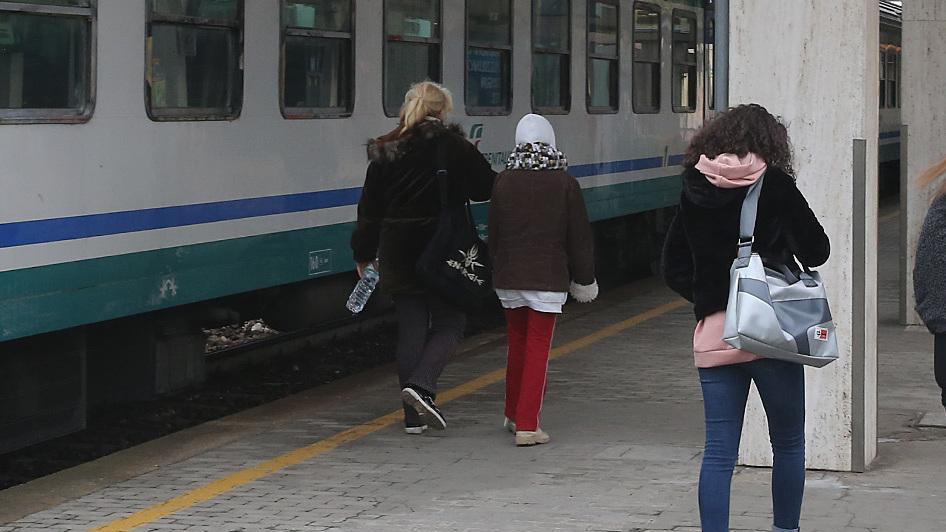 Ravenna Bologna: disagi persistenti sulla linea ferroviaria secondo Legambiente