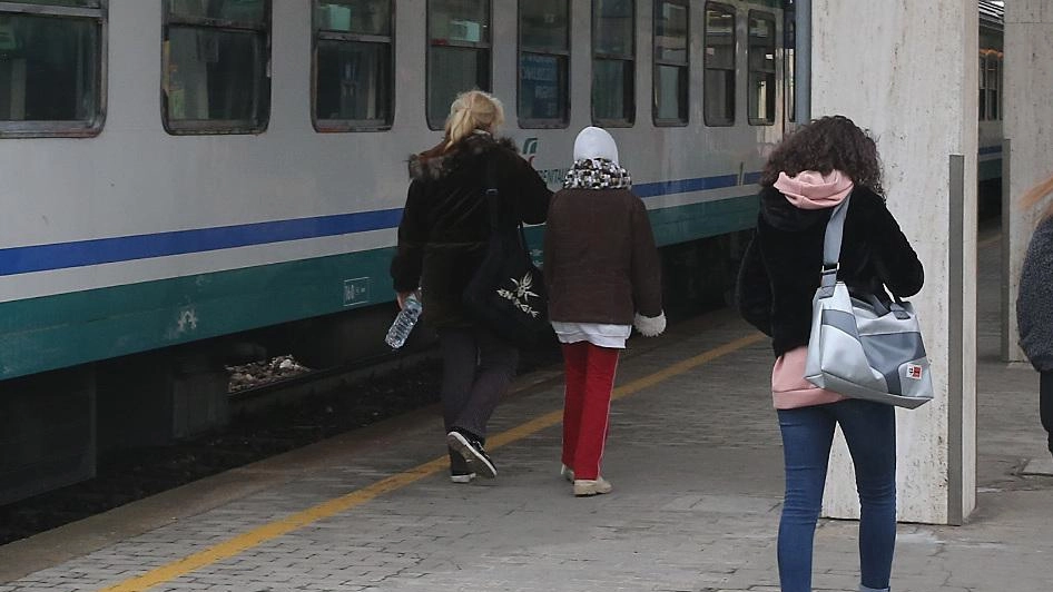 Il report 'Pendolaria' di Legambiente denuncia il sottofinanziamento delle linee ferroviarie in Emilia-Romagna.