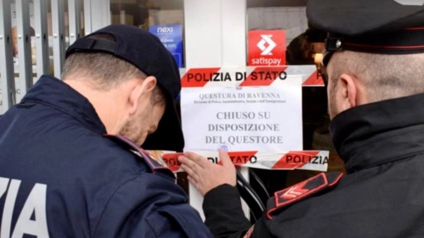 Polizia e carabinieri mettono i sigilli