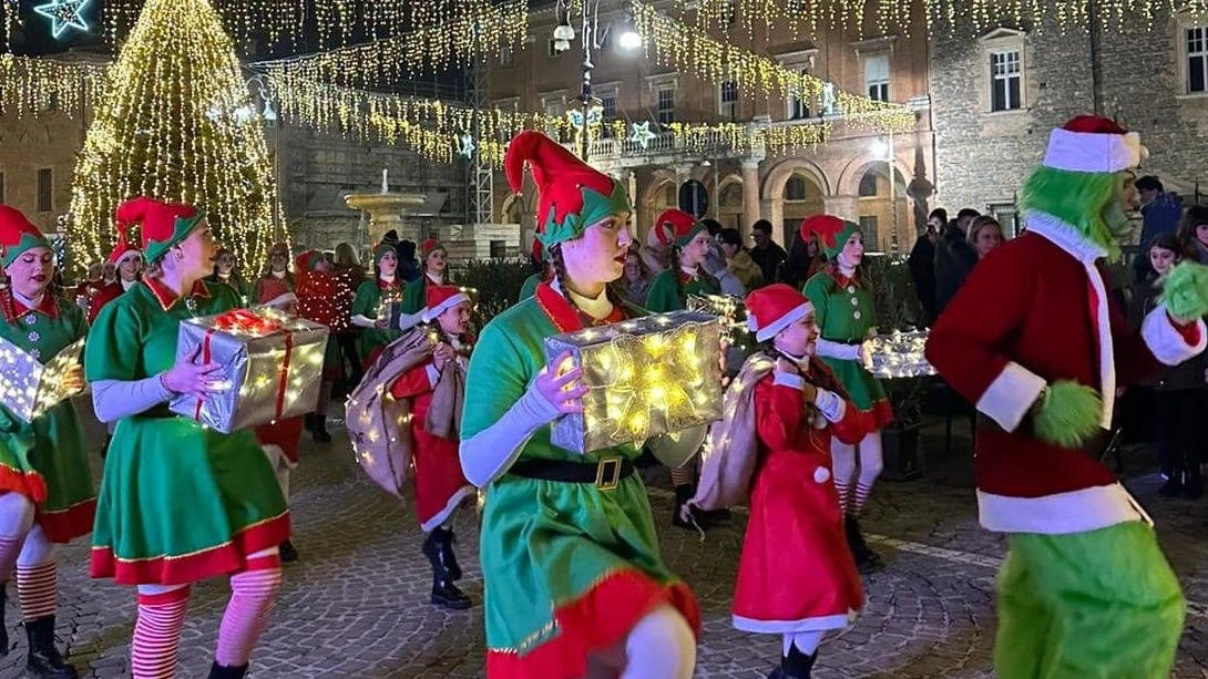 È stato un weekend all’insegna di Babbo Natale per la città di Matelica, che ha animato il centro storico prima...