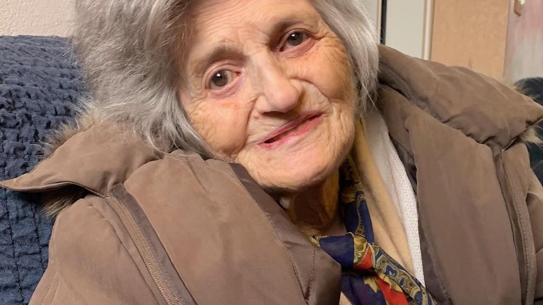 Elsa, la super nonna di Cesena: "Vecchia io? Mi sento giovane. Mangio riso, propoli e ginseng"