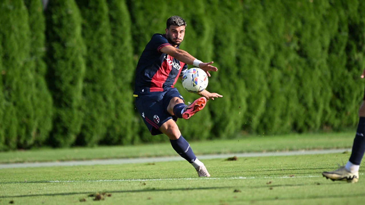 La rete di Riccardo Orsolini contro l'Asteras