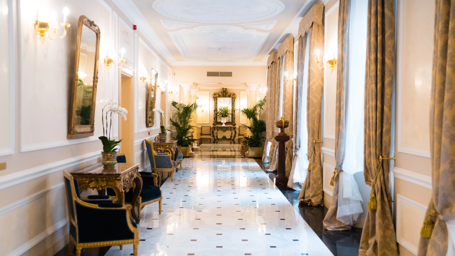 Il meraviglioso Grand Hotel Majestic “già Baglioni” in via dell’Indipendenza