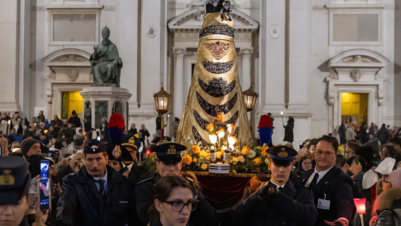 La Madonna nera di Loreto