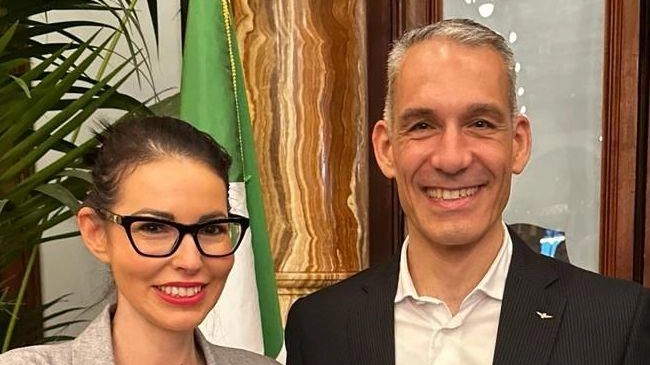 La corsa verso lo spazio passa anche dal riminese. La deputata di Fdi, Beatriz Colombo (Nella foto con l’astronauta Walter...