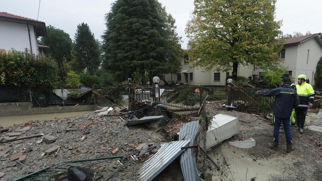 Val di Zena, sale la rabbia. A Fiesso un mare di fango