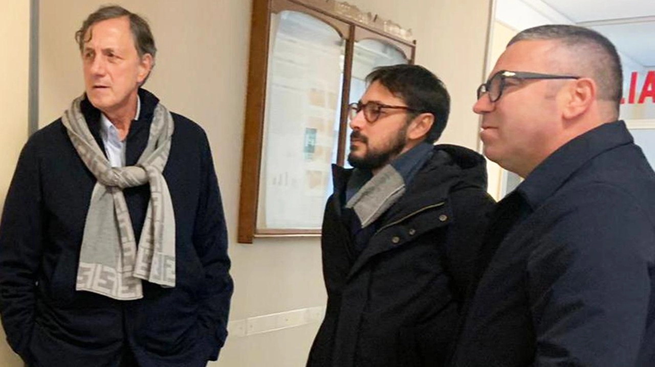 L’ira del sindaco: "Non è accettabile che una struttura sanitaria di riferimento per 22mila persone resti sguarnita".