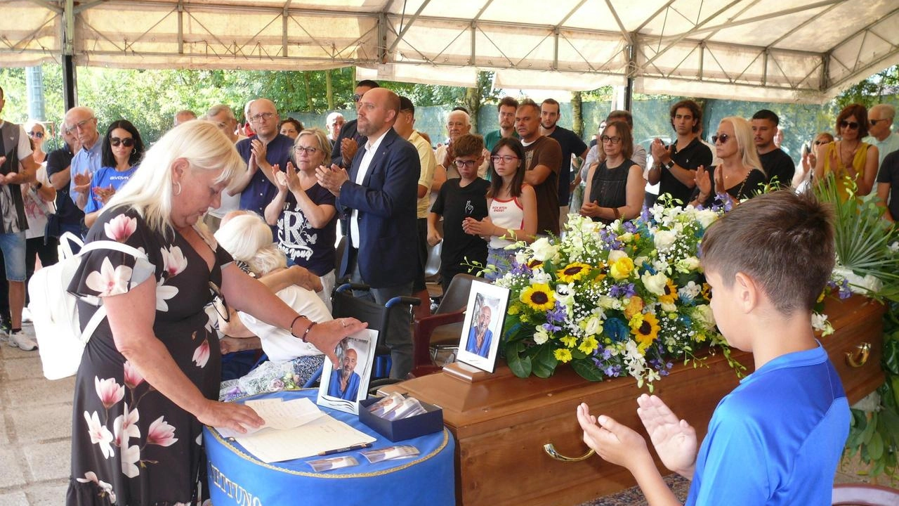 L’ultimo saluto a Paolo Tassi nel suo stadio