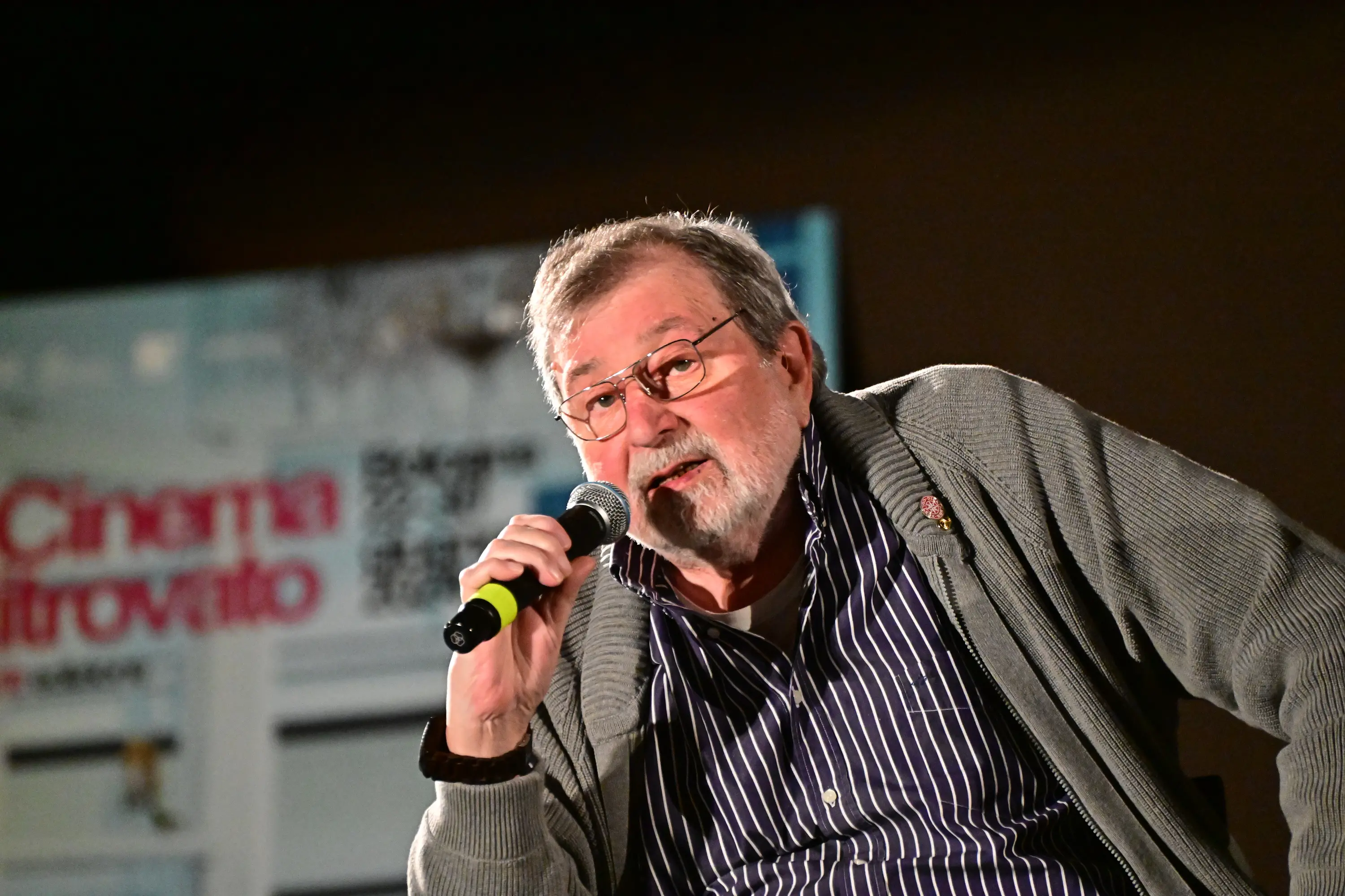 L’Amarcord di Guccini: "Scrivo di piccole cose. Sono quelle a fare la Storia"