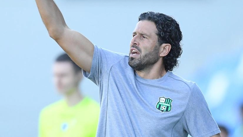 Il Sassuolo di Grosso cerca equilibrio tra solidità e miglioramenti, consapevole delle sfide in arrivo. Ballottaggi e rotazioni per affrontare un Cittadella determinato.