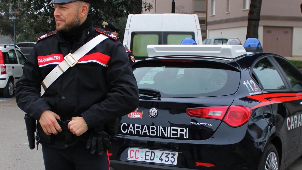 Girava in bici sulla strada statale a Porto Recanati, ma una volta fermato dai carabinieri è emerso che quel mezzo...