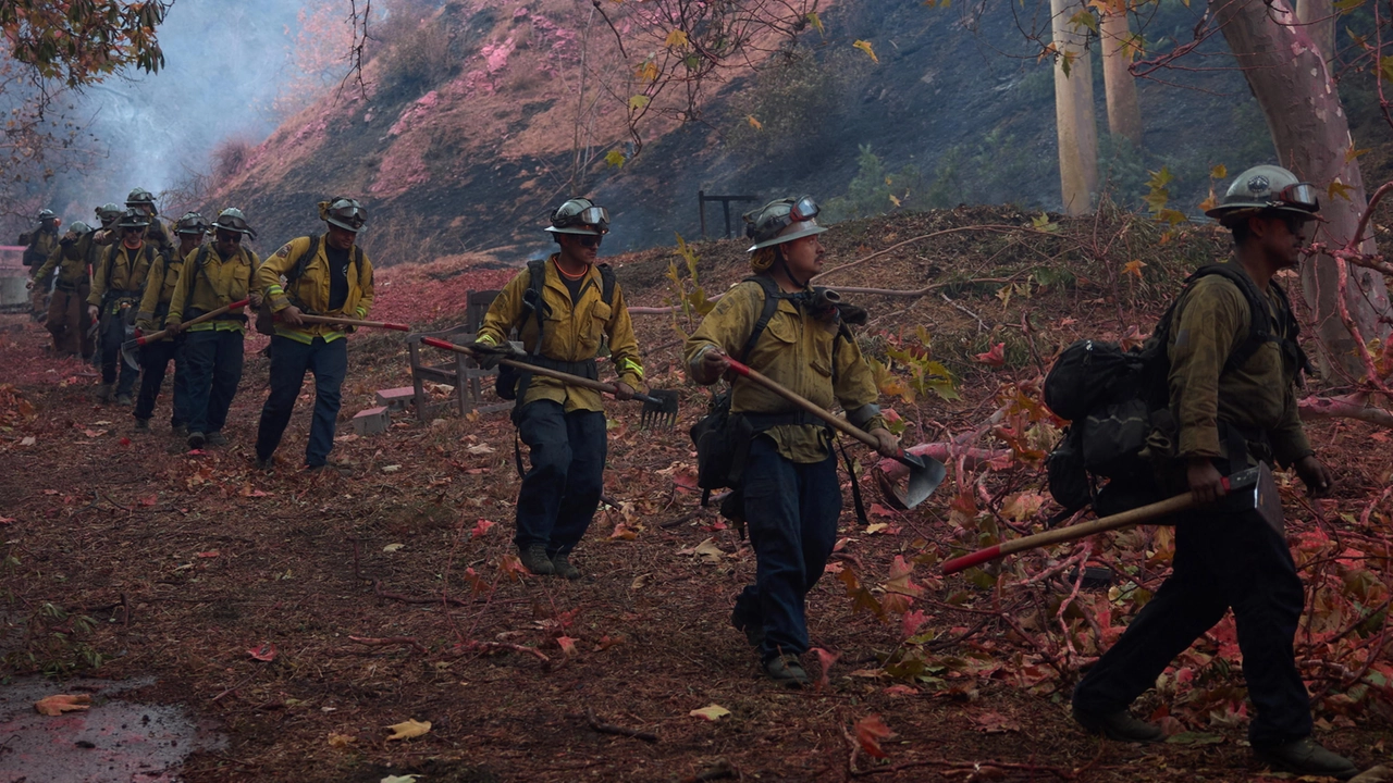 Situazione catastrofica nella zona di Pacific Palisades, Malibù, Altadina e Pasadina