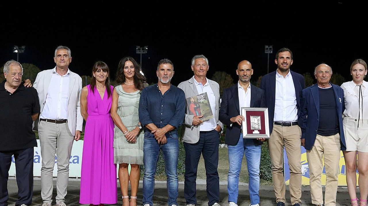 La serata odierna. vedrà protagonista anche il. Comune di Città di Castello