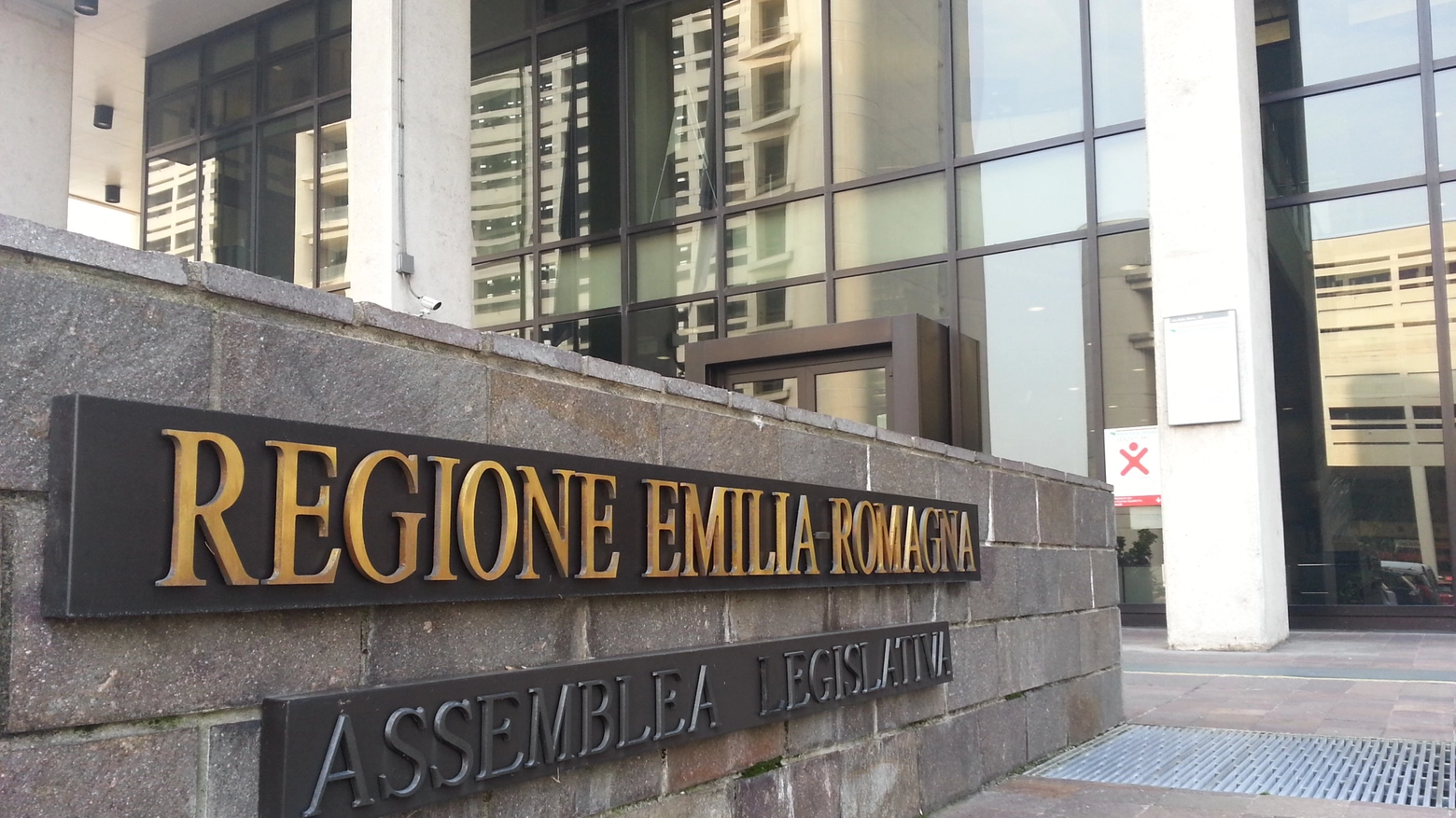 La sede dell'assemblea legislativa della Regione Emilia Romagna: centrosinistra e M5S chiedono il referendum abrogativo sulla legge sull'autonomia differenziata