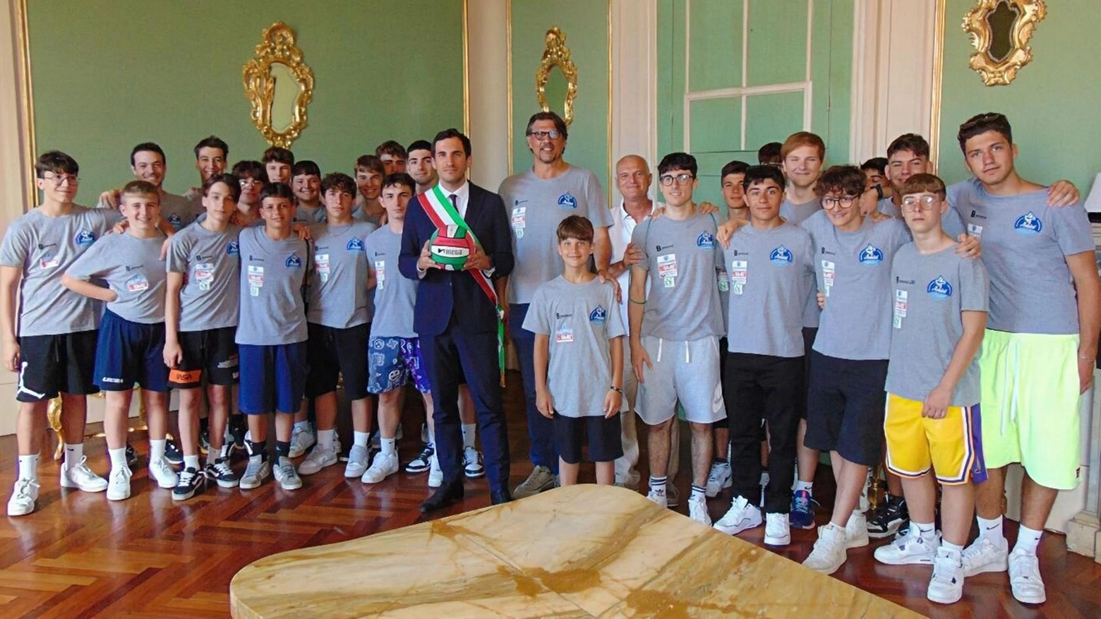 Soddisfazione per le squadre dell’Amici nuoto Romagna. Le congratulazioni del sindaco Lattuca.
