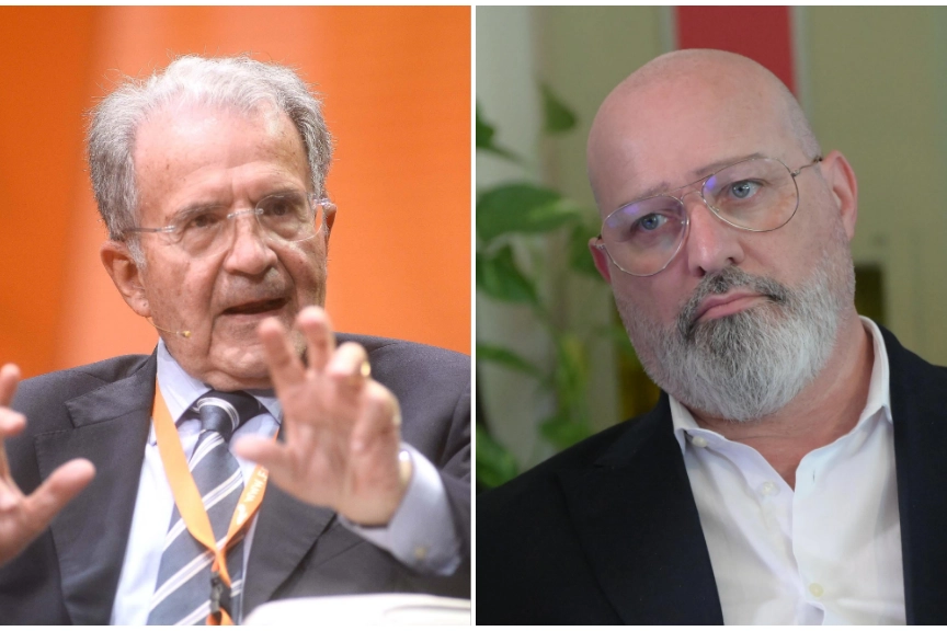 L'ex premier Romano Prodi e il presidente della Regione Emilia Romagna e del Pd Stefano Bonaccini, candidato alle Europee