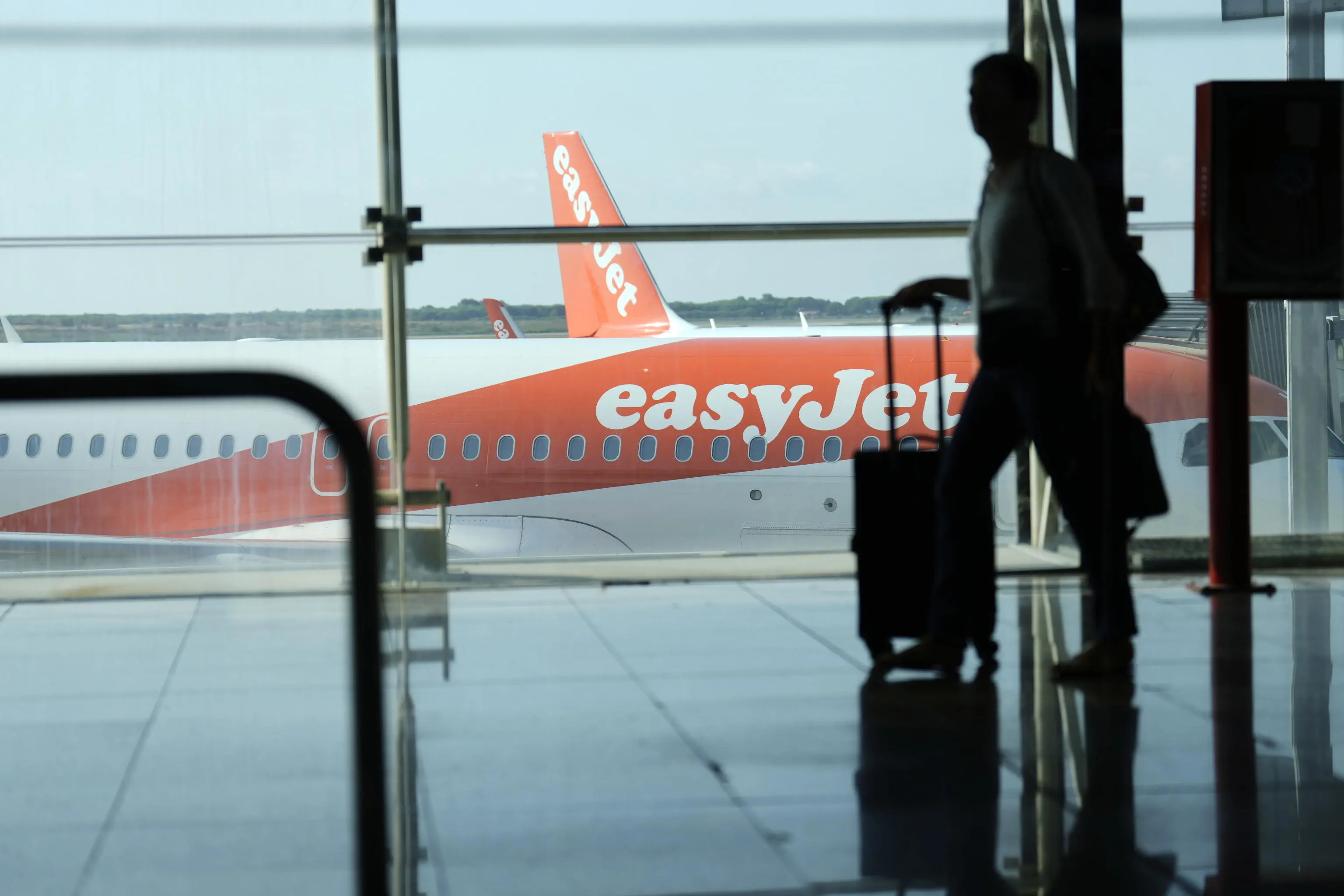 Aeroporto di Bologna, interrotti i voli easyJet