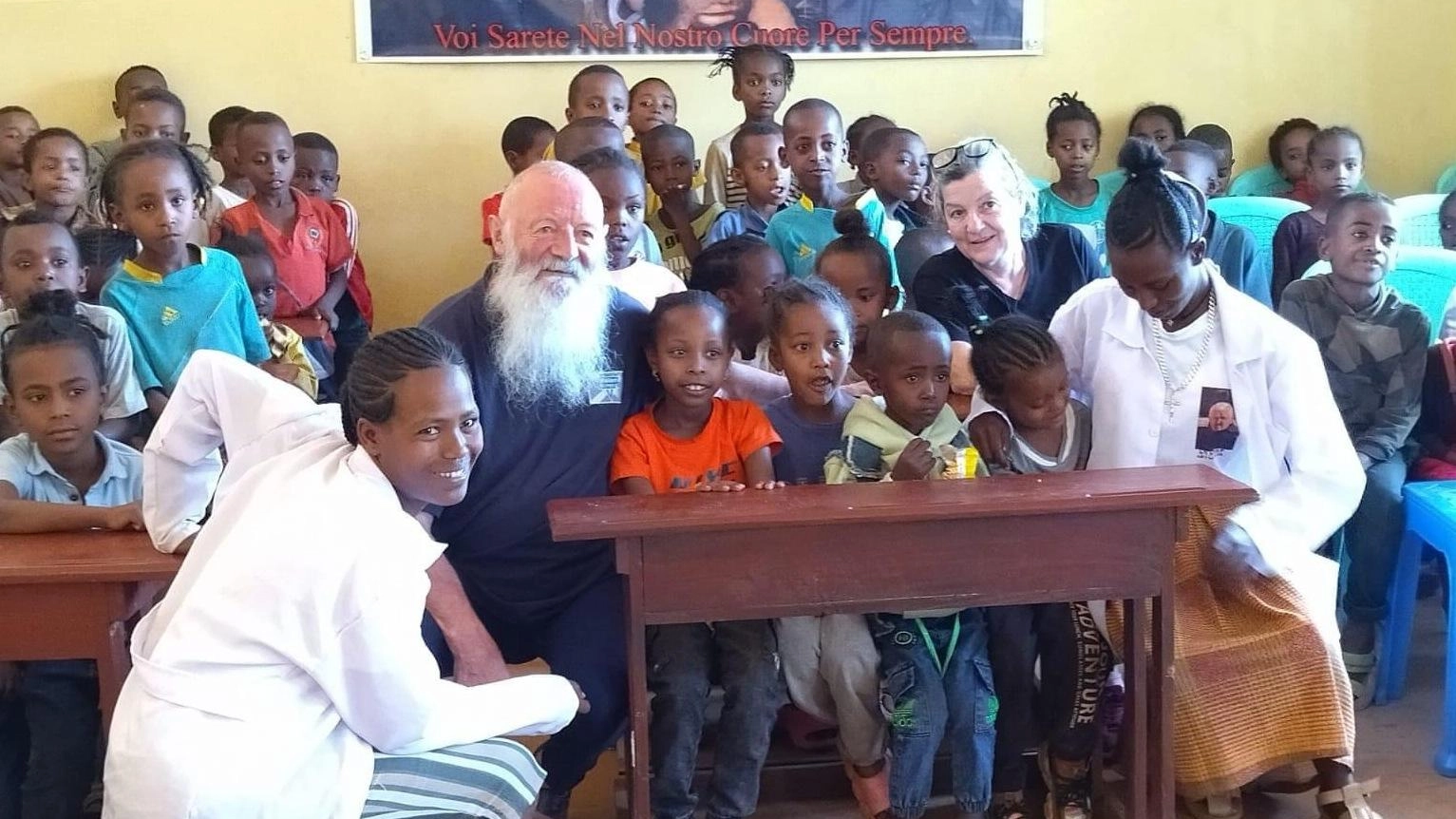 La missione di Vincenza Costantini: "Soldi per la scuola e medicine, al fianco degli ultimi dell’Etiopia"