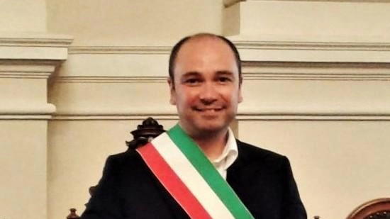 Il consiglio comunale di Copparo affronta l'acquisizione gratuita di strade vicinali per migliorare la gestione pubblica.