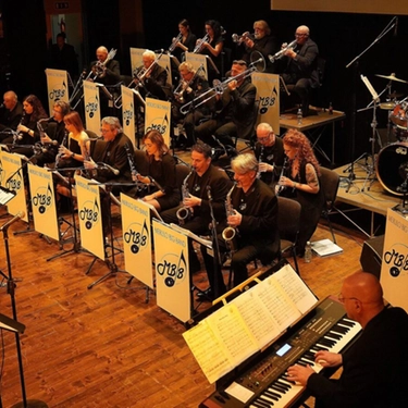 Musica e beneficenza, la Merulo Big Band stasera al teatro Bismantova di Castelnovo Monti