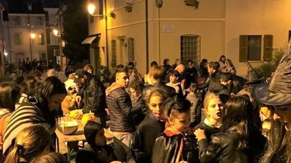 ‘Il mondo delle zucche’: concerti e giochi in strada