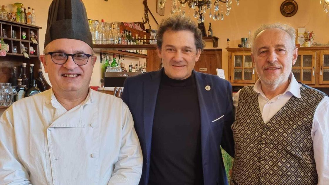 Le ’Due Marie’ ai saluti. Pasquali e Donattini passano il testimone. Tocca allo chef Serafini