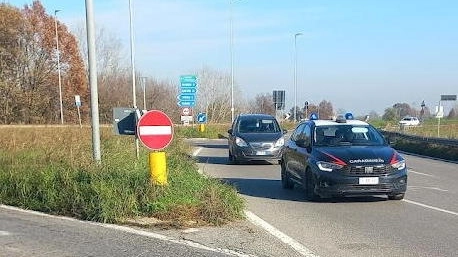 I carabinieri sul luogo del ferimento