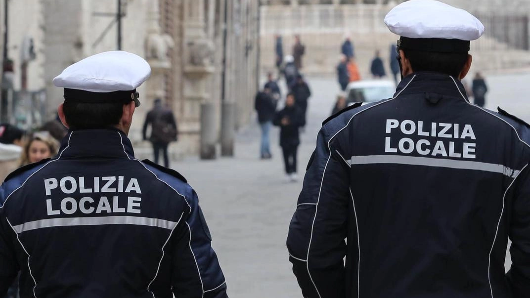 Polizia di Stato e polizia locale sul luogo dell’assalto (archivio)