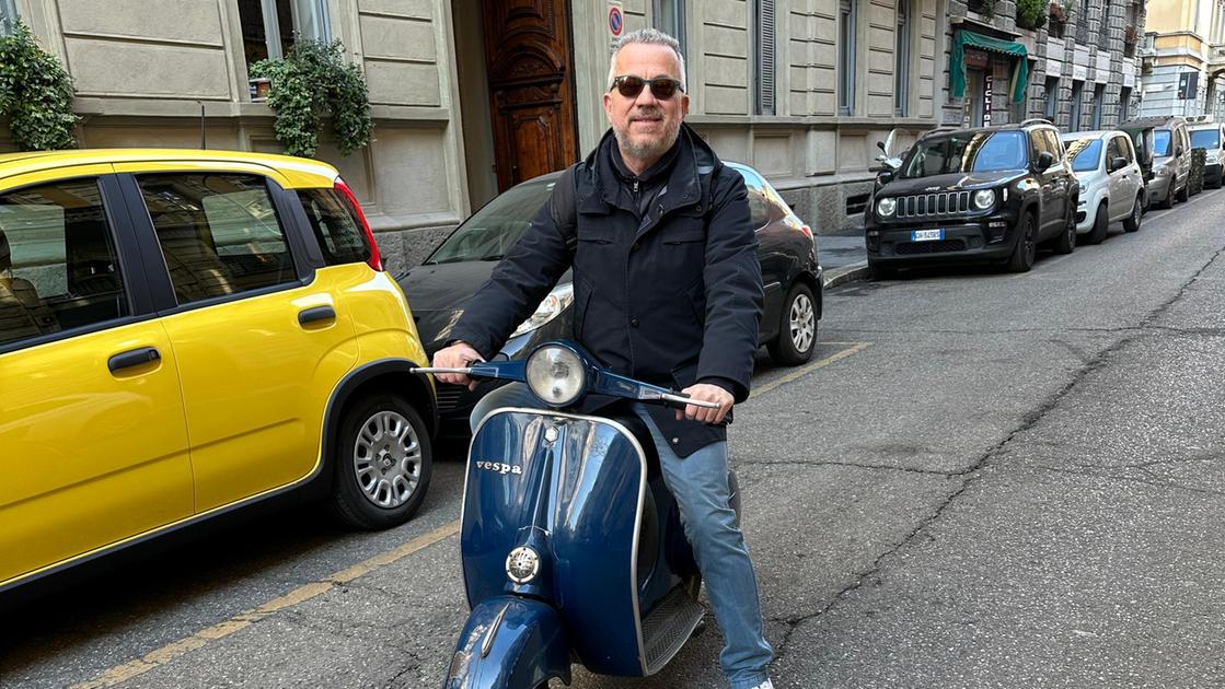 Pentito di aver venduto la Vespa la cerca e la ricompra 27 anni dopo