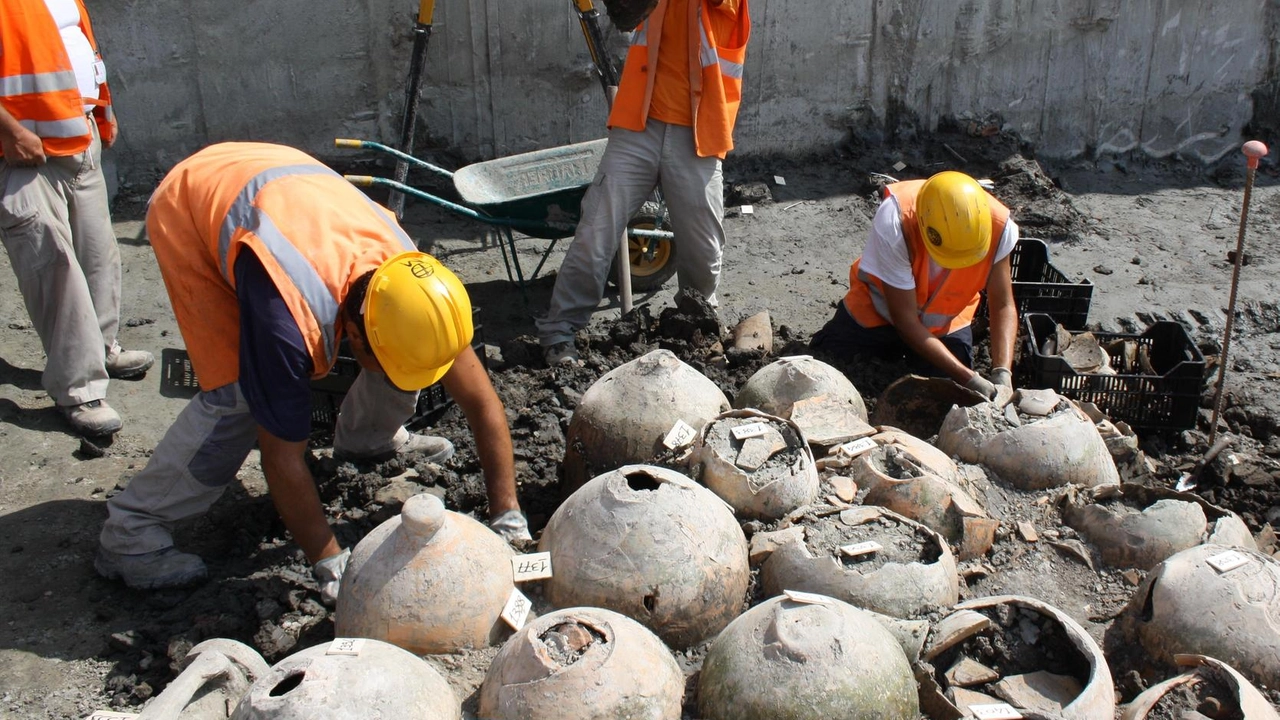 L’azienda reggiana si è aggiudicata interventi per oltre 8 milioni di euro a Roma. Nel progetto, in collaborazione con Cairepro, anche la piramide di Caio Cestio. Terminata la commessa per mettere a posto il ‘Thermopolium’ in Campania.