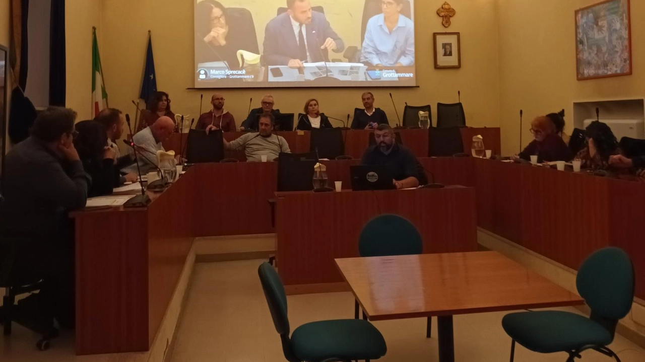 Minoranza all’attacca: "Una gestione alla carlona".