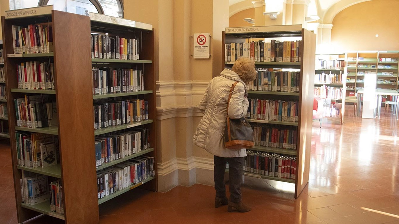 La giunta approva progetto da 800mila euro per la biblioteca comunale: lavori di manutenzione straordinaria per migliorare sicurezza, efficienza energetica e fruibilità. Contributo regionale previsto.