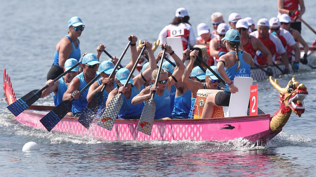 È iniziata la competizione di canottaggio di origine orientale, con 172 squadre