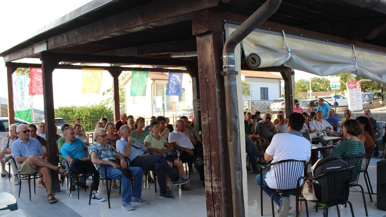 Grande partecipazione a Cabernardi, nel ex-dopolavoro dei minatori per l’incontro che ha dato il via al percorso di co-progettazione comunitaria...