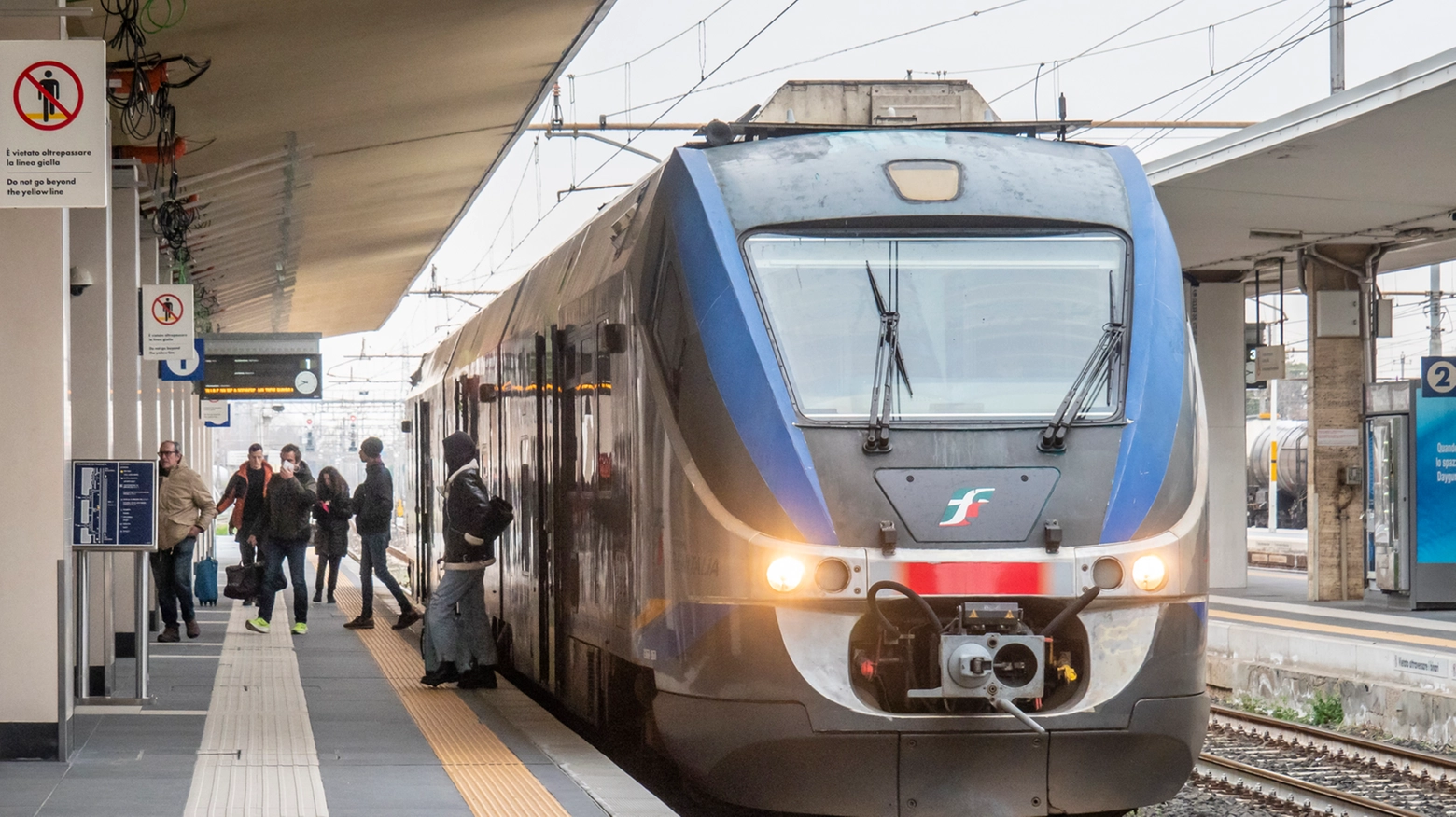 Problemi sull’alta velocità per un guasto a un treno a Reggio Emilia e sulla linea convenzionale all’altezza di Castelfranco Emilia