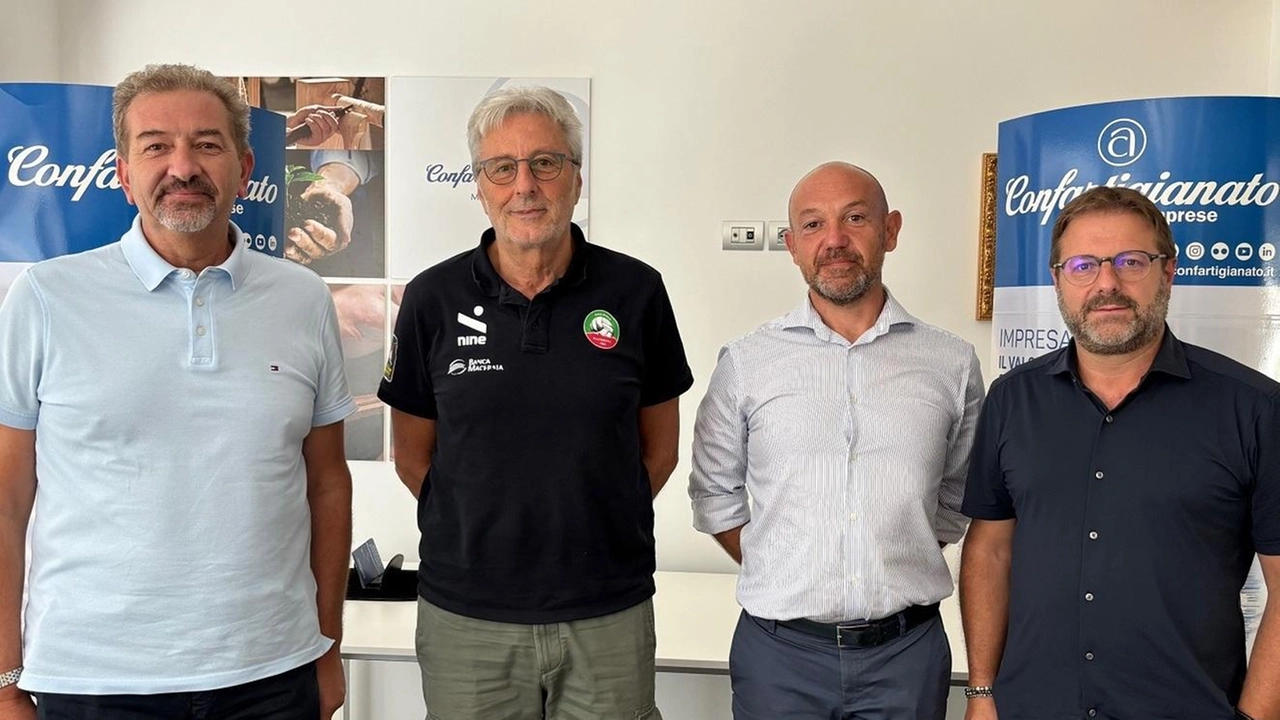 Confartigianato si unisce alla Pallavolo Macerata per la stagione 2024/2025, in risposta all'appello del presidente Tittarelli per il sostegno in serie A2. La partnership mira a promuovere il territorio e le imprese locali.