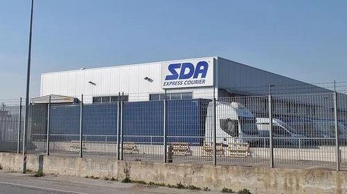 Lo stabilimento della Sda in via dei Cacciatori